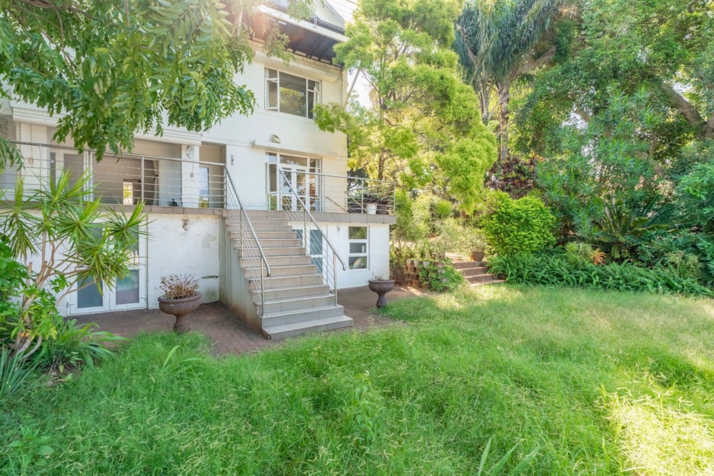 Double-storey house for sale in Durban North - 1ND1695628 Double-storey house for sale in Durban North - 1ND1695628