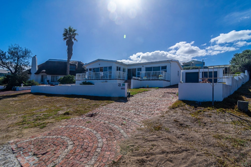 Single-storey house for sale in Gansbaai - 1SW1693293 Single-storey house for sale in Gansbaai - 1SW1693293