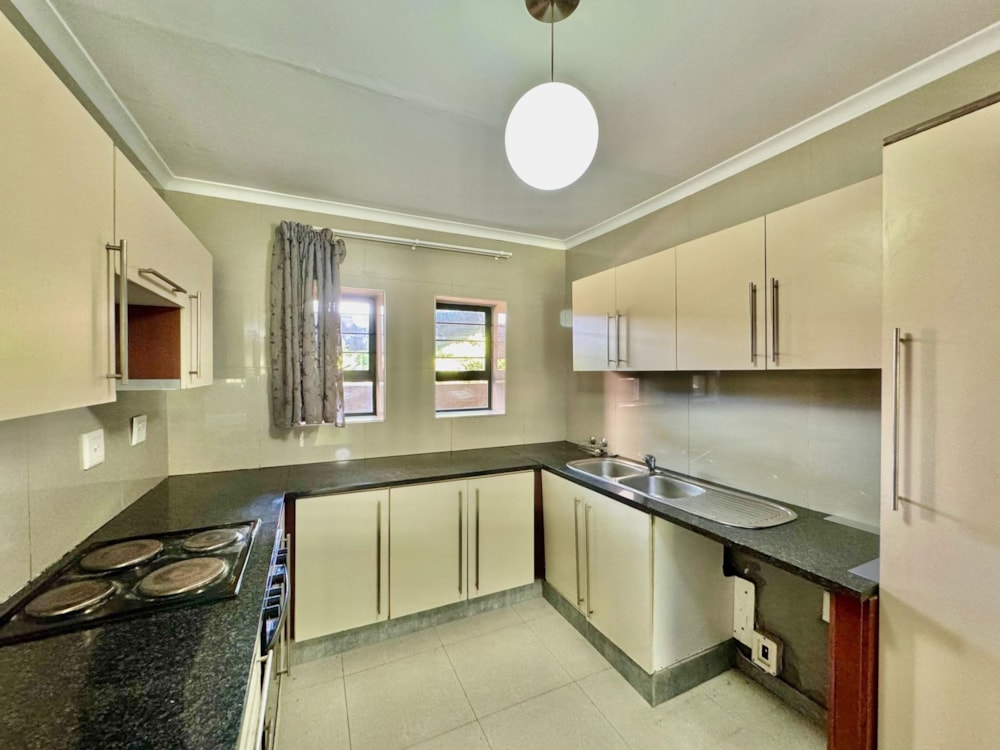 Apartment for sale in Morningside, Durban - 1DA1694517 Apartment for sale in Morningside, Durban - 1DA1694517