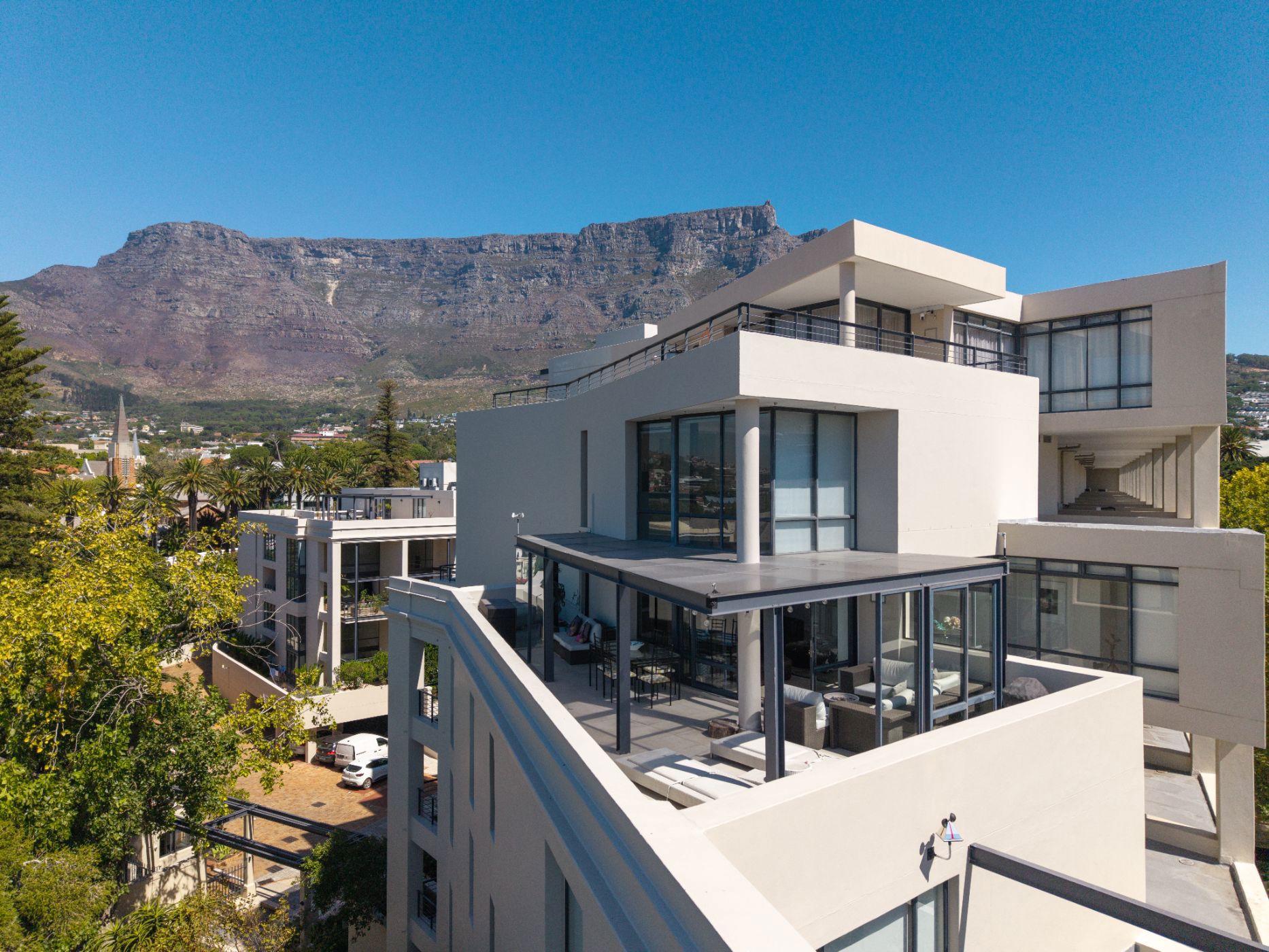 Apartment sold in Gardens - AS1692938