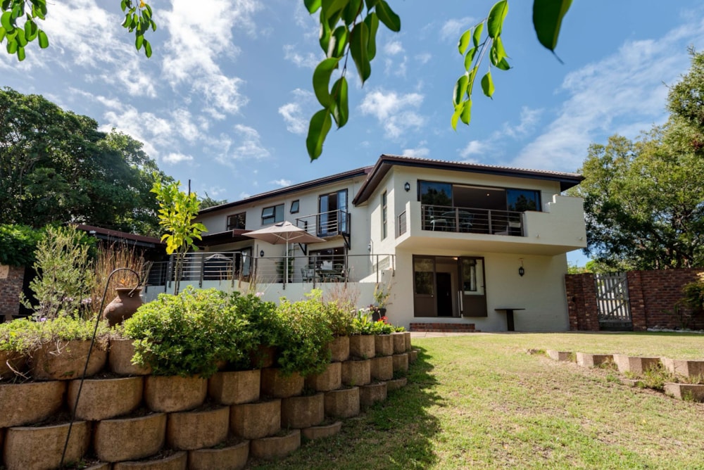House sold in Knysna Heights - 1KG1695771 House sold in Knysna Heights - 1KG1695771