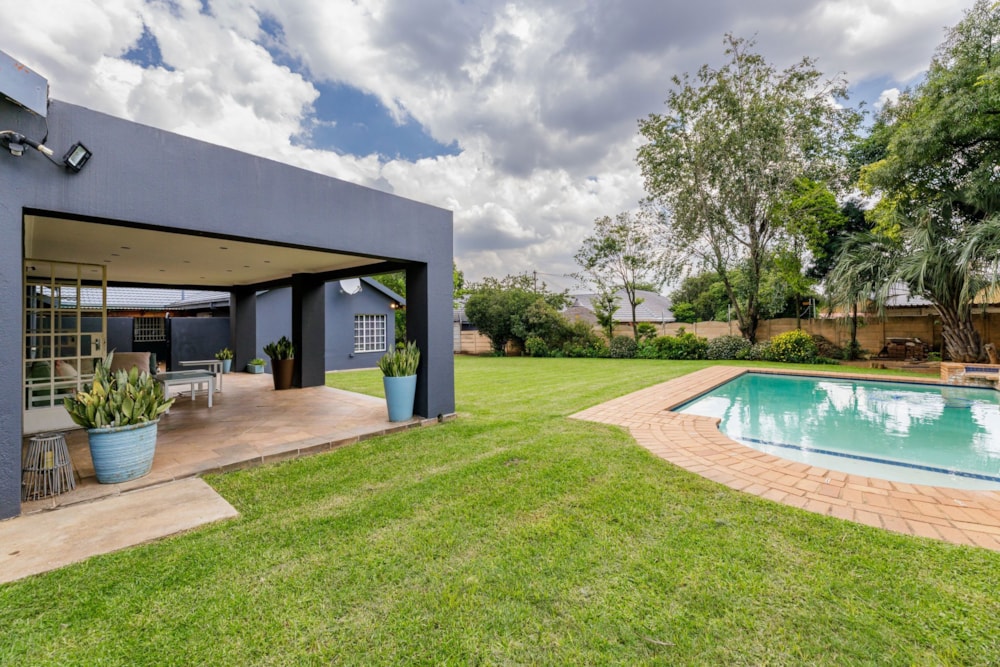 House for sale in Farrarmere - EN1693696 House for sale in Farrarmere - EN1693696