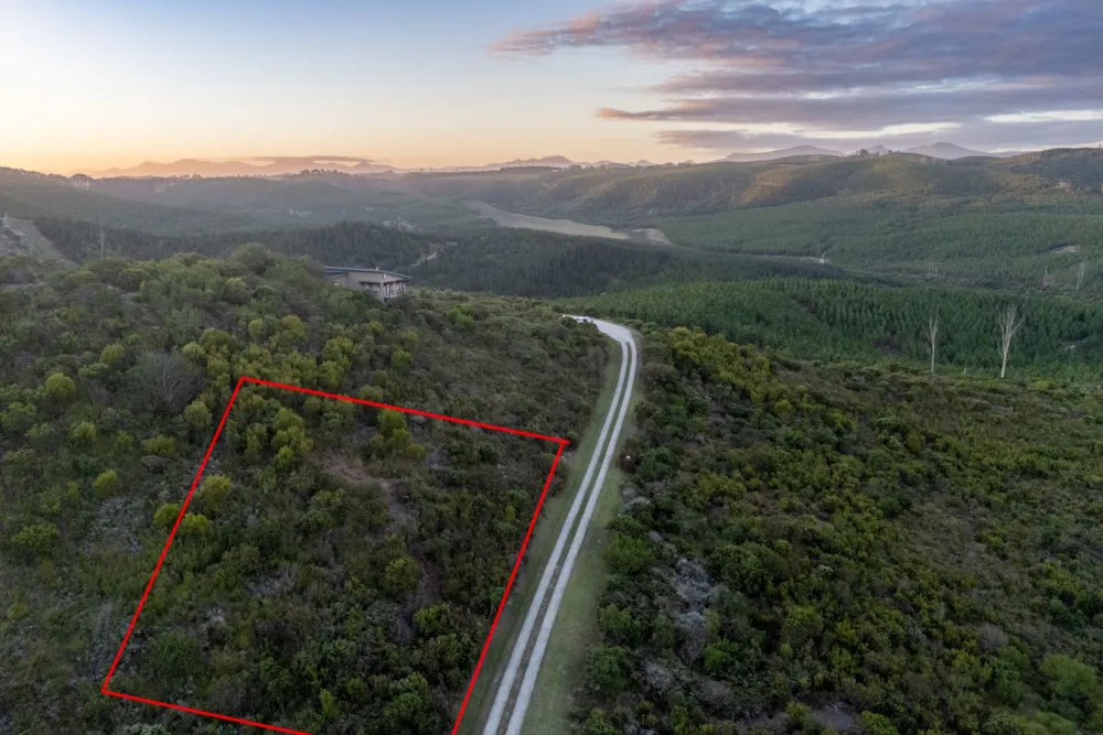 Residential vacant land for sale in Pezula Private Estate - 1KG1694943 Residential vacant land for sale in Pezula Private Estate - 1KG1694943