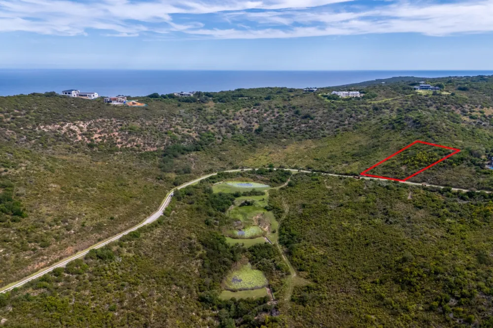 Residential vacant land for sale in Pezula Private Estate - 1KG1694943 Residential vacant land for sale in Pezula Private Estate - 1KG1694943