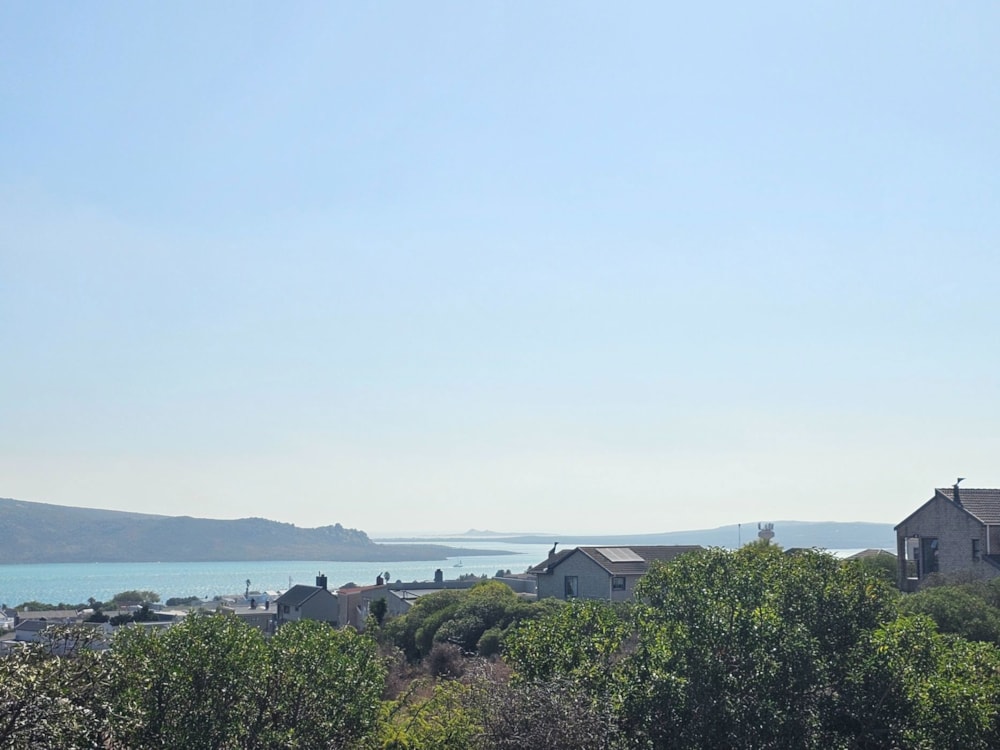 House for sale in Myburgh Park - LA1690301 House for sale in Myburgh Park - LA1690301