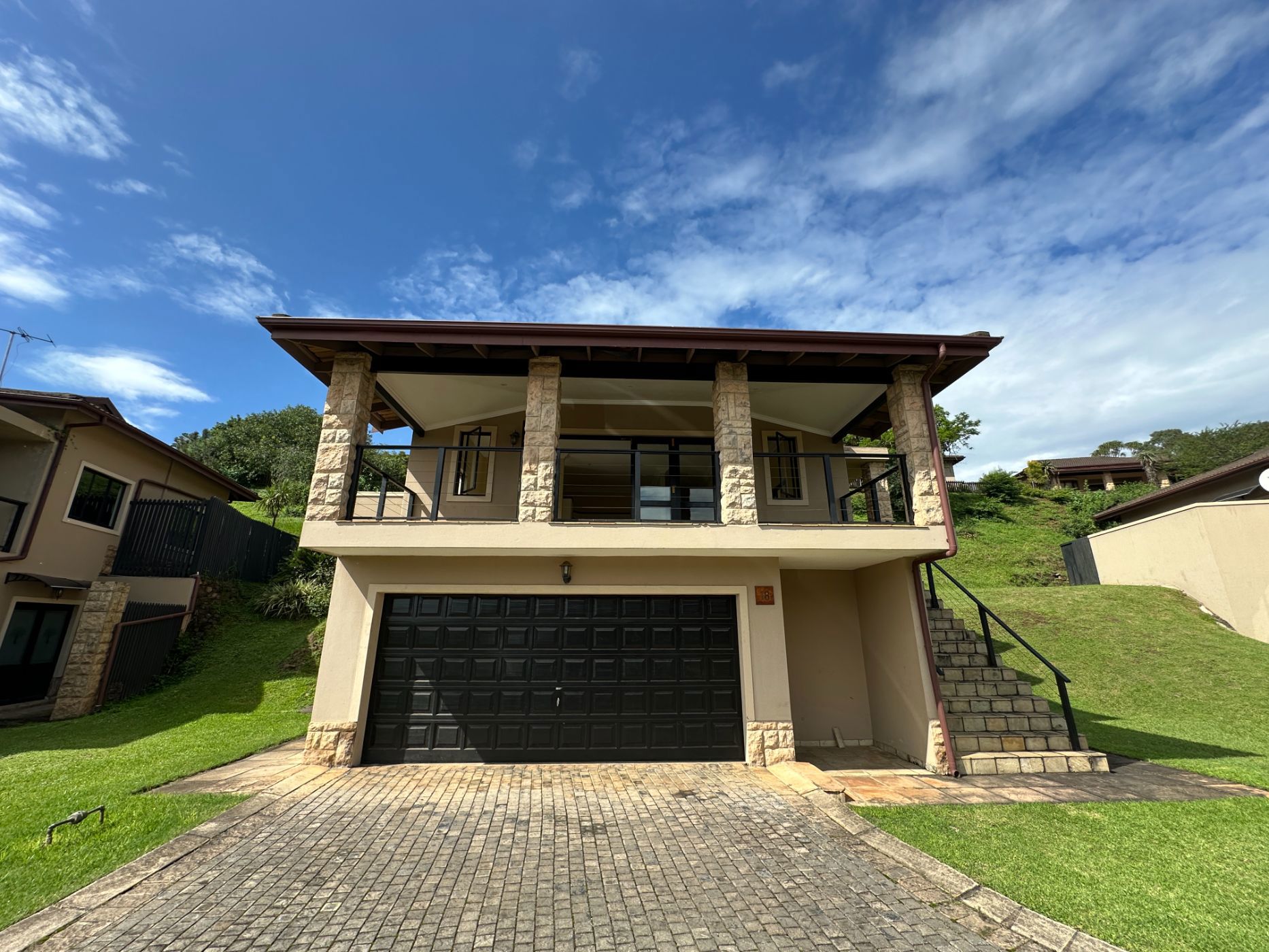 Security complex home to rent in Camperdown - 1PM1693975