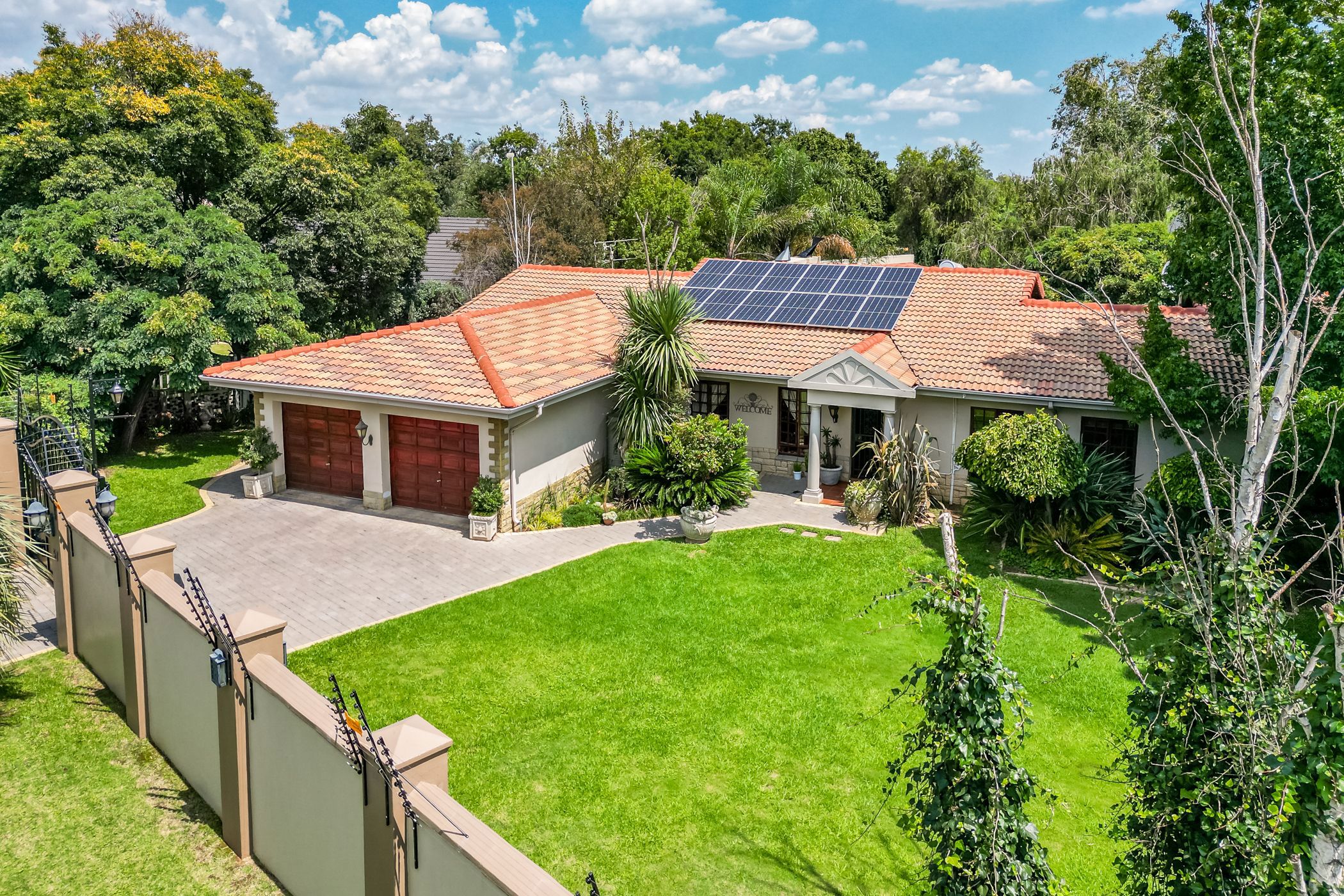 House sold in Farrarmere - EN1690266