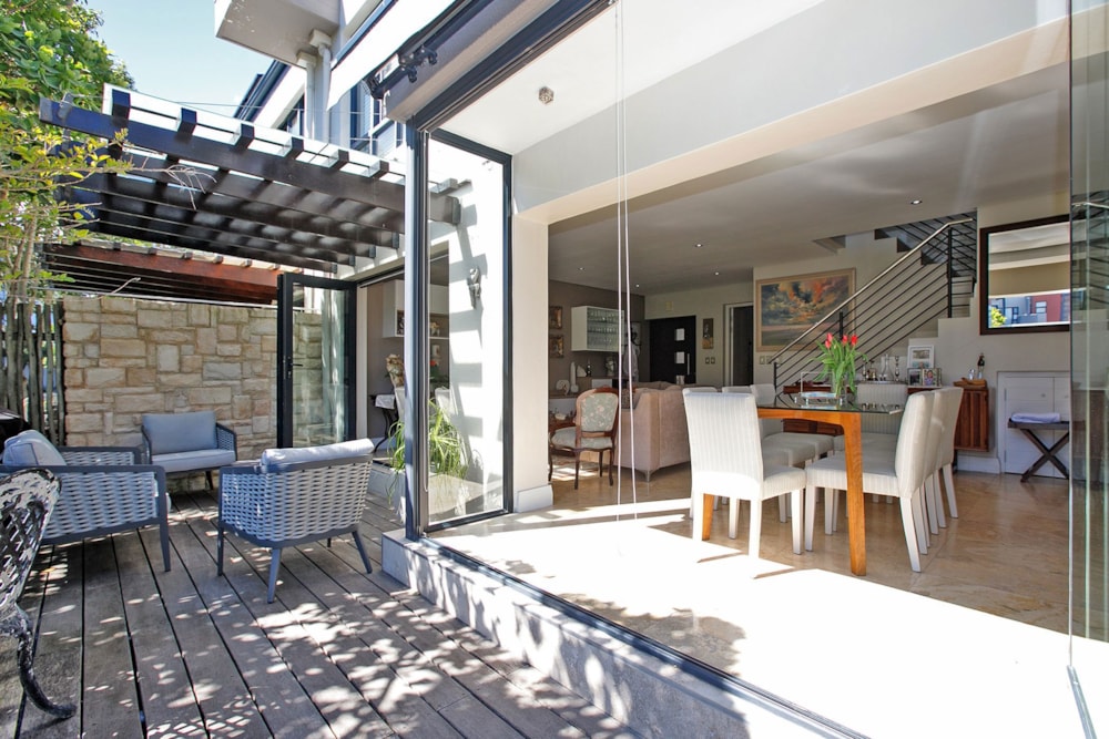 Security estate home sold in Century City - 1TV1693518