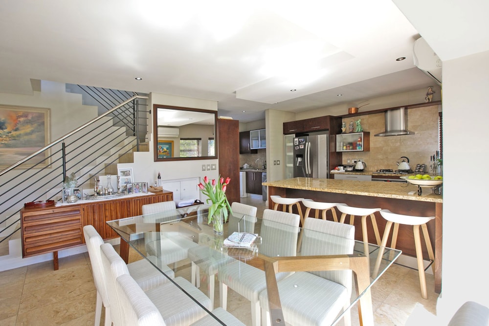 Security estate home sold in Century City - 1TV1693518