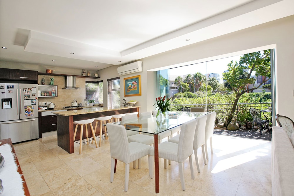 Security estate home sold in Century City - 1TV1693518