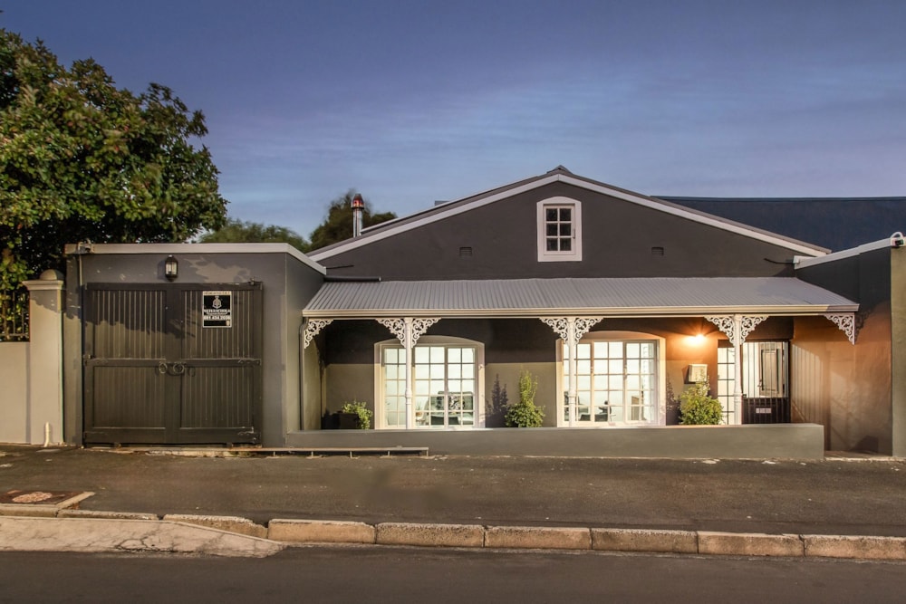 House let in Paarl - TKL1707831