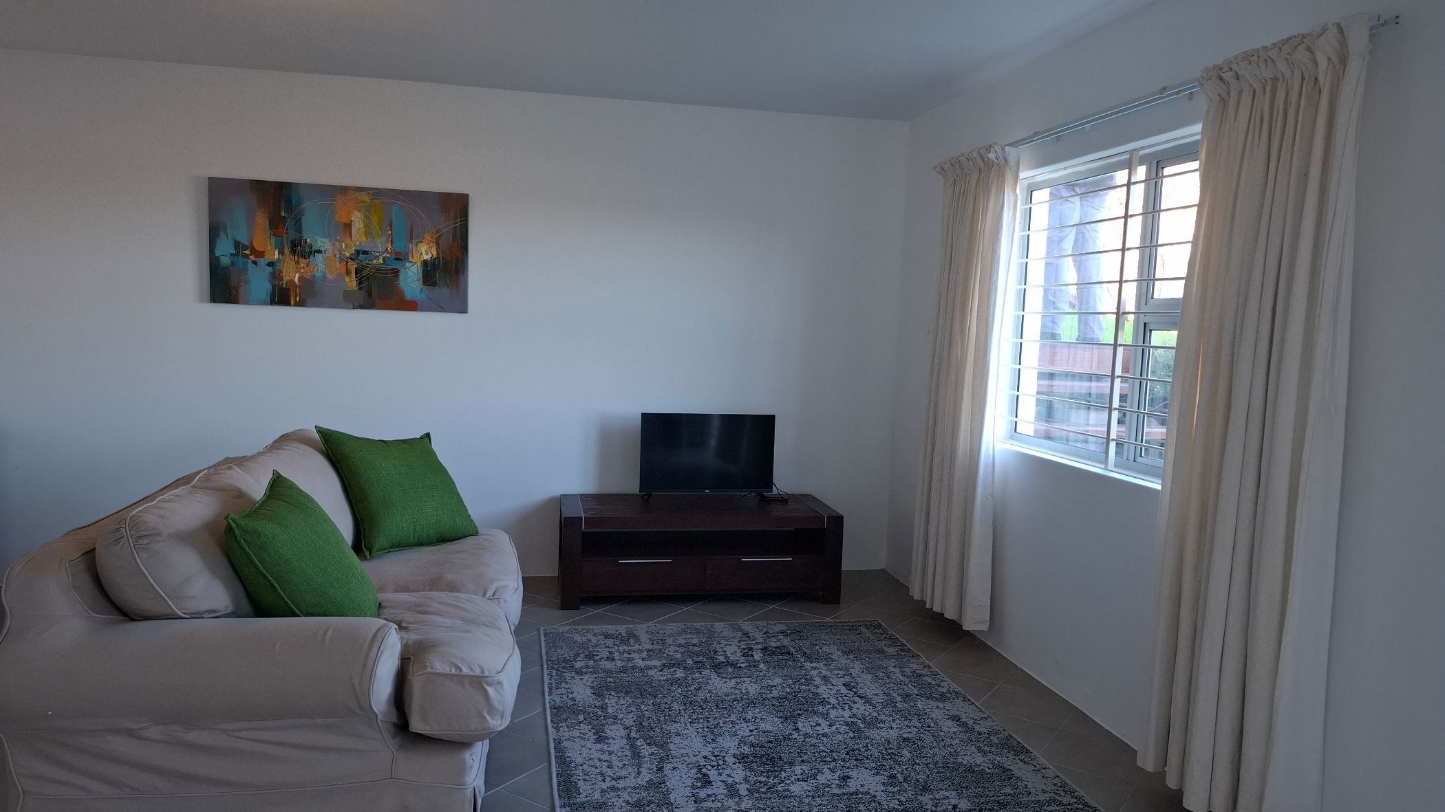 Apartment let in East Bank - 1PF1695139