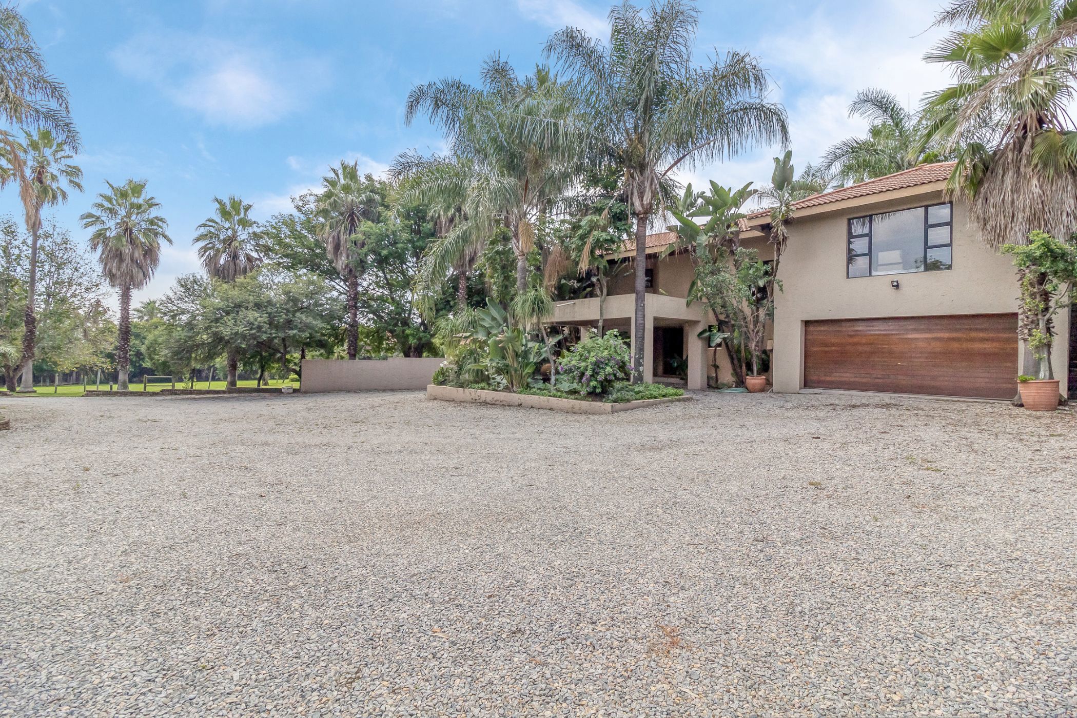 House let in Beaulieu - MDL1695276