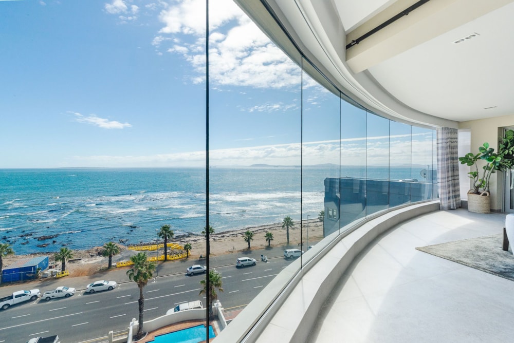 Apartment sold in Mouille Point - AS1694979
