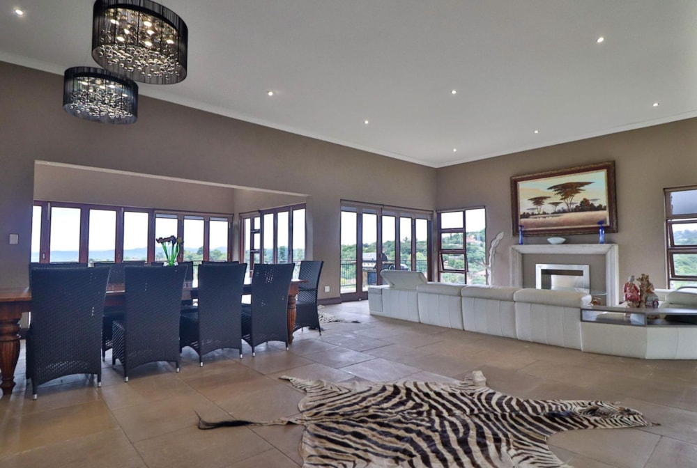 Security estate home for sale in Sonheuwel - 1NS1689022 Security estate home for sale in Sonheuwel - 1NS1689022