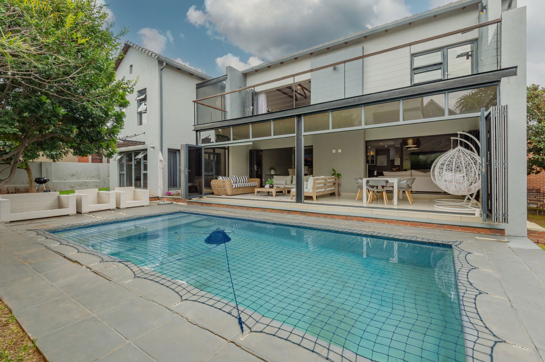 Double-storey house for sale in Copperleaf - 1CU1695346