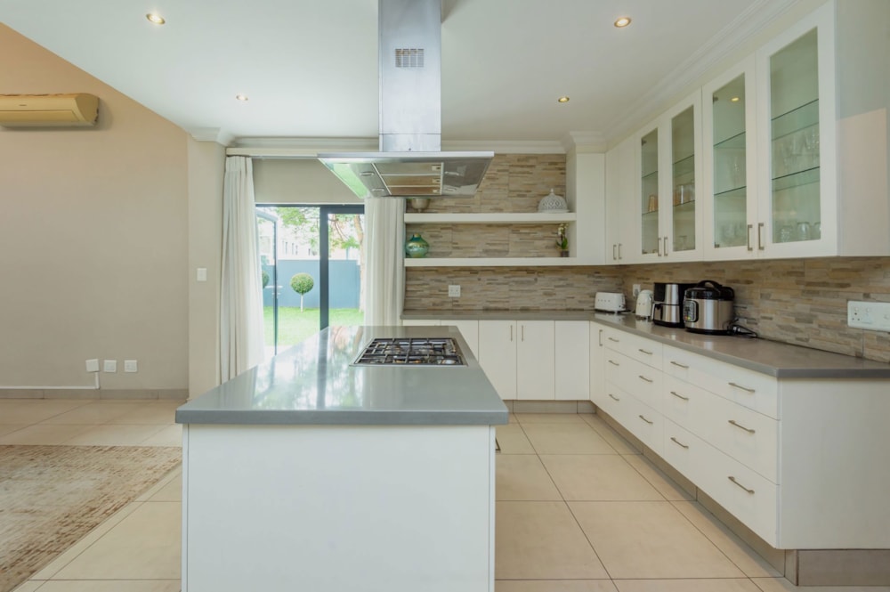 Double-storey house for sale in Copperleaf - 1CU1696009