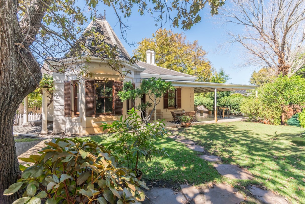 House sold in Claremont, Cape Town - KW1693221 House sold in Claremont, Cape Town - KW1693221