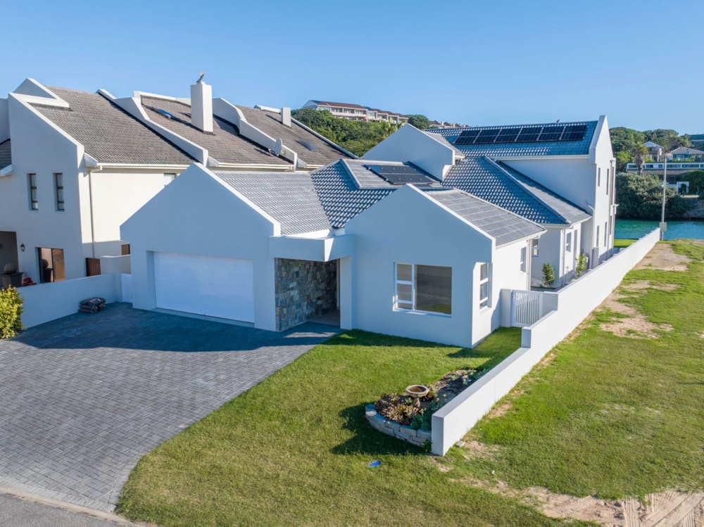 Double-storey house for sale in Royal Alfred Marina - 1PF1707952