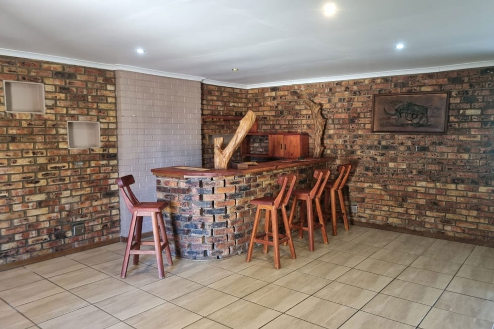 House let in Fort England - 1GC1694097 House let in Fort England - 1GC1694097