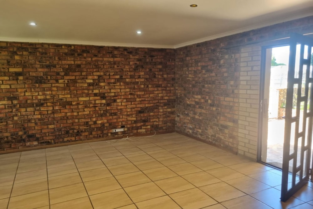 House let in Fort England - 1GC1694097 House let in Fort England - 1GC1694097