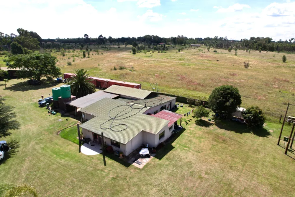 Mixed use farm for sale in Bronkhorstspruit Rural - PRN1694156