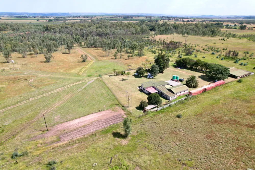 Mixed use farm for sale in Bronkhorstspruit Rural - PRN1694156