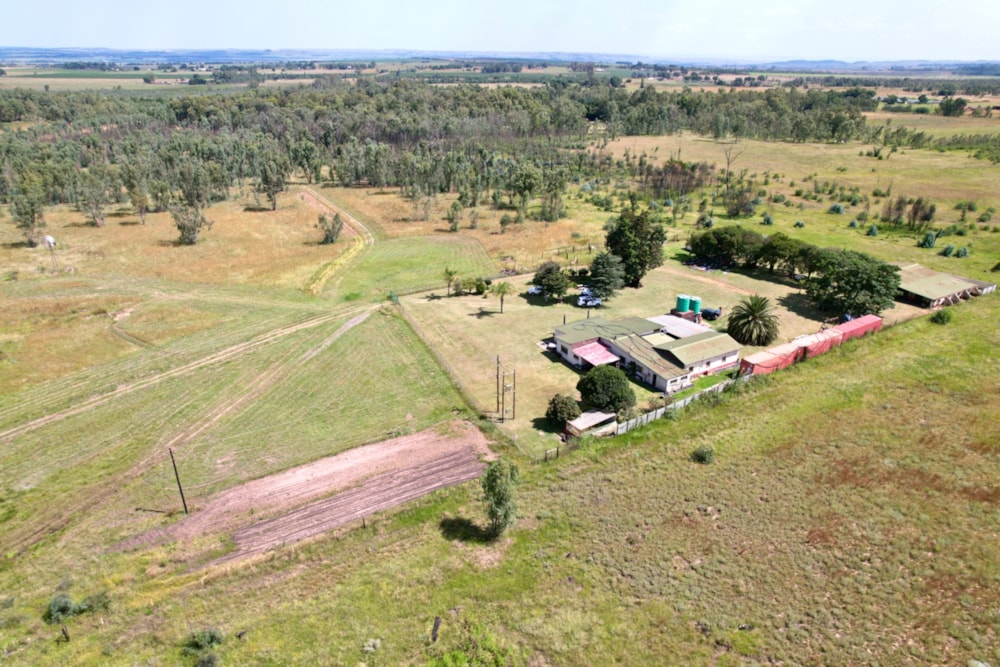 Mixed use farm for sale in Bronkhorstspruit Rural - PRN1694156