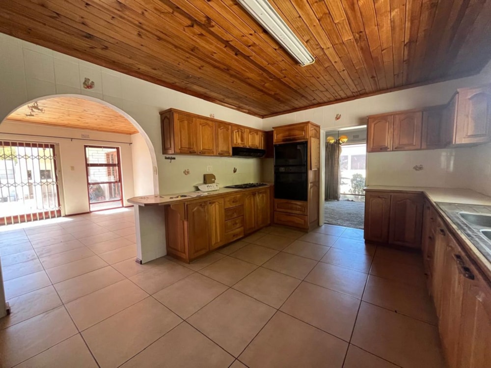 House let in Panorama, Parow - 1PLA1698537 House let in Panorama, Parow - 1PLA1698537