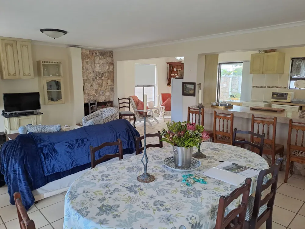 Security complex home for sale in Stilbaai West - 1SR1693106 Security complex home for sale in Stilbaai West - 1SR1693106