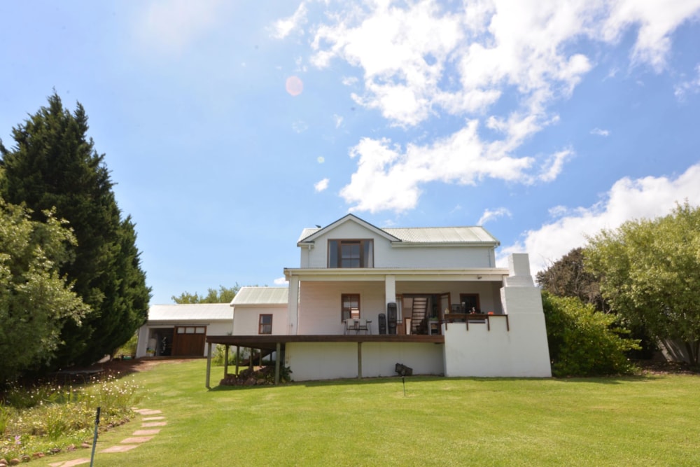 Golf estate house sold in Theewaterskloof - 1SW1693868 Golf estate house sold in Theewaterskloof - 1SW1693868