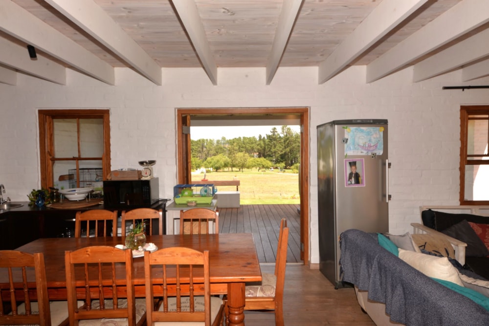 Golf estate house sold in Theewaterskloof - 1SW1693868 Golf estate house sold in Theewaterskloof - 1SW1693868