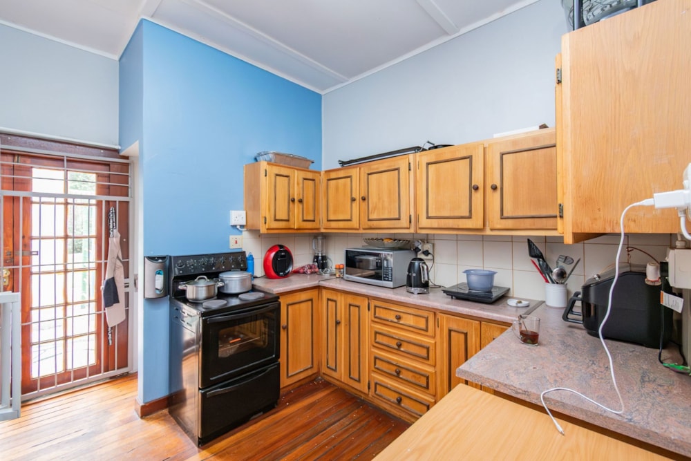 Commercial office for sale in Westdene, Bloemfontein - 1BX1696014 Commercial office for sale in Westdene, Bloemfontein - 1BX1696014