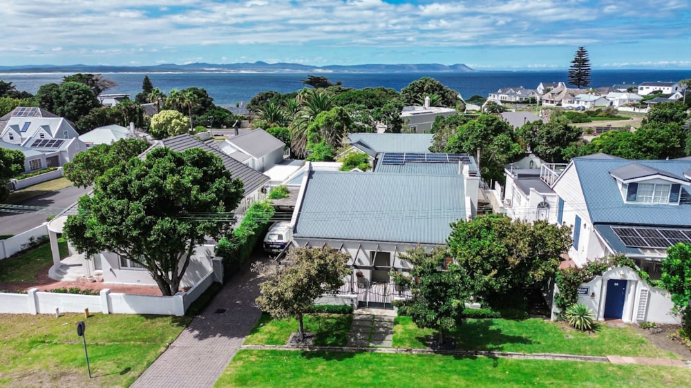 House for sale in Eastcliff, Hermanus - HF1691879 House for sale in Eastcliff, Hermanus - HF1691879