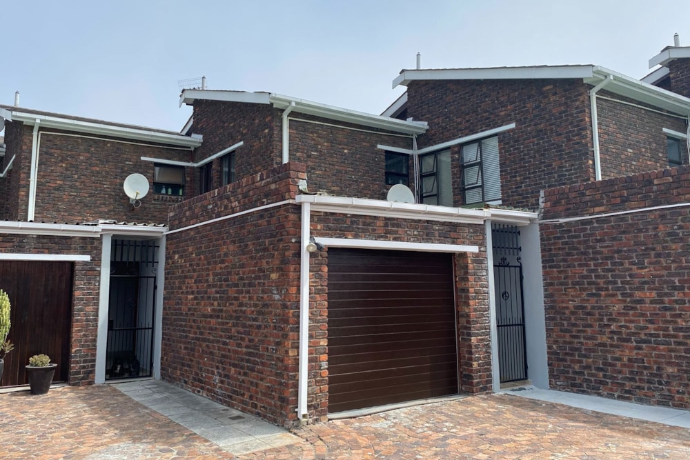 Townhouse sold in Bloubergrant - 1TV1693127 Townhouse sold in Bloubergrant - 1TV1693127