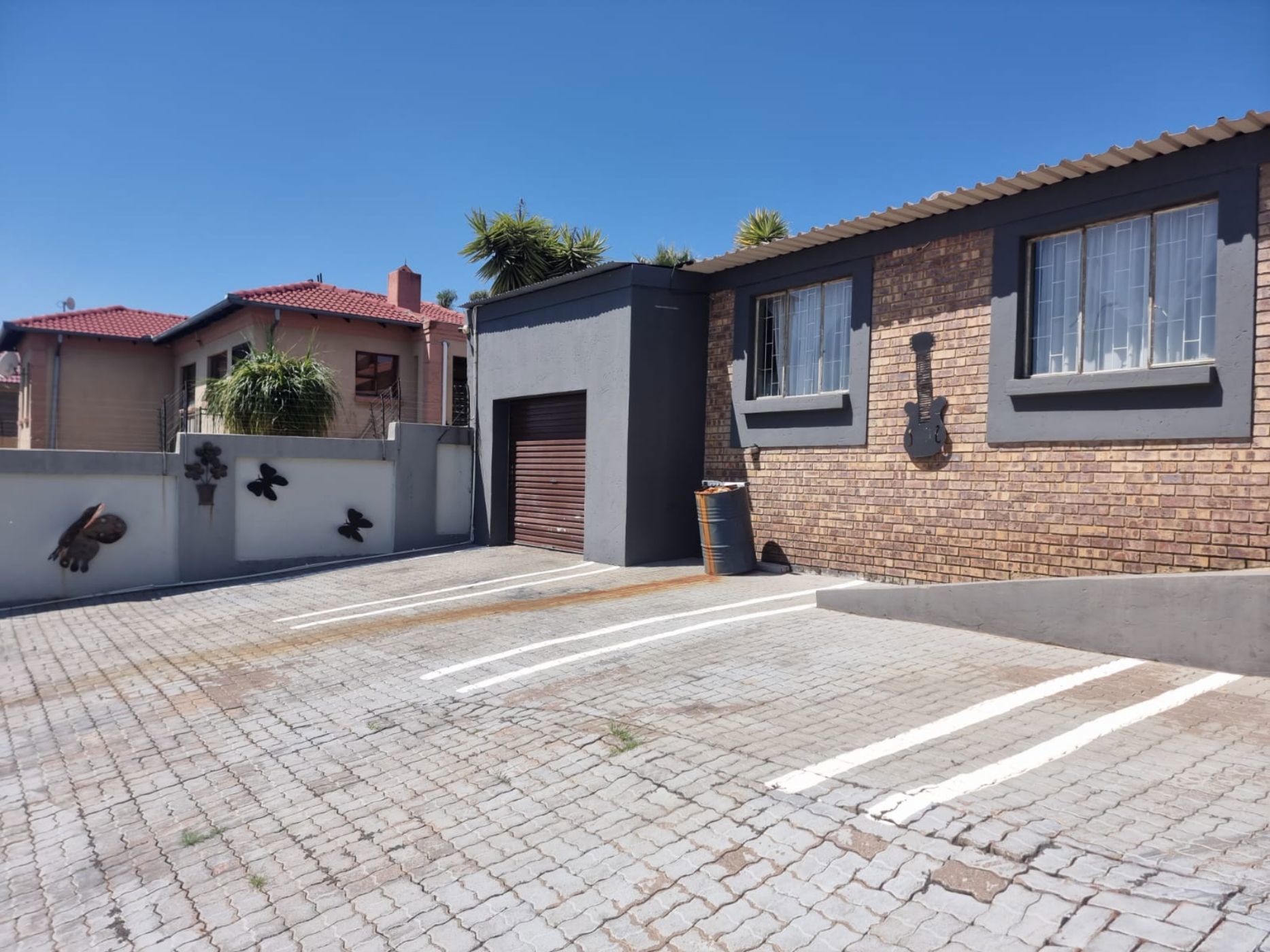 House for sale in Model Park - 1WD1695940