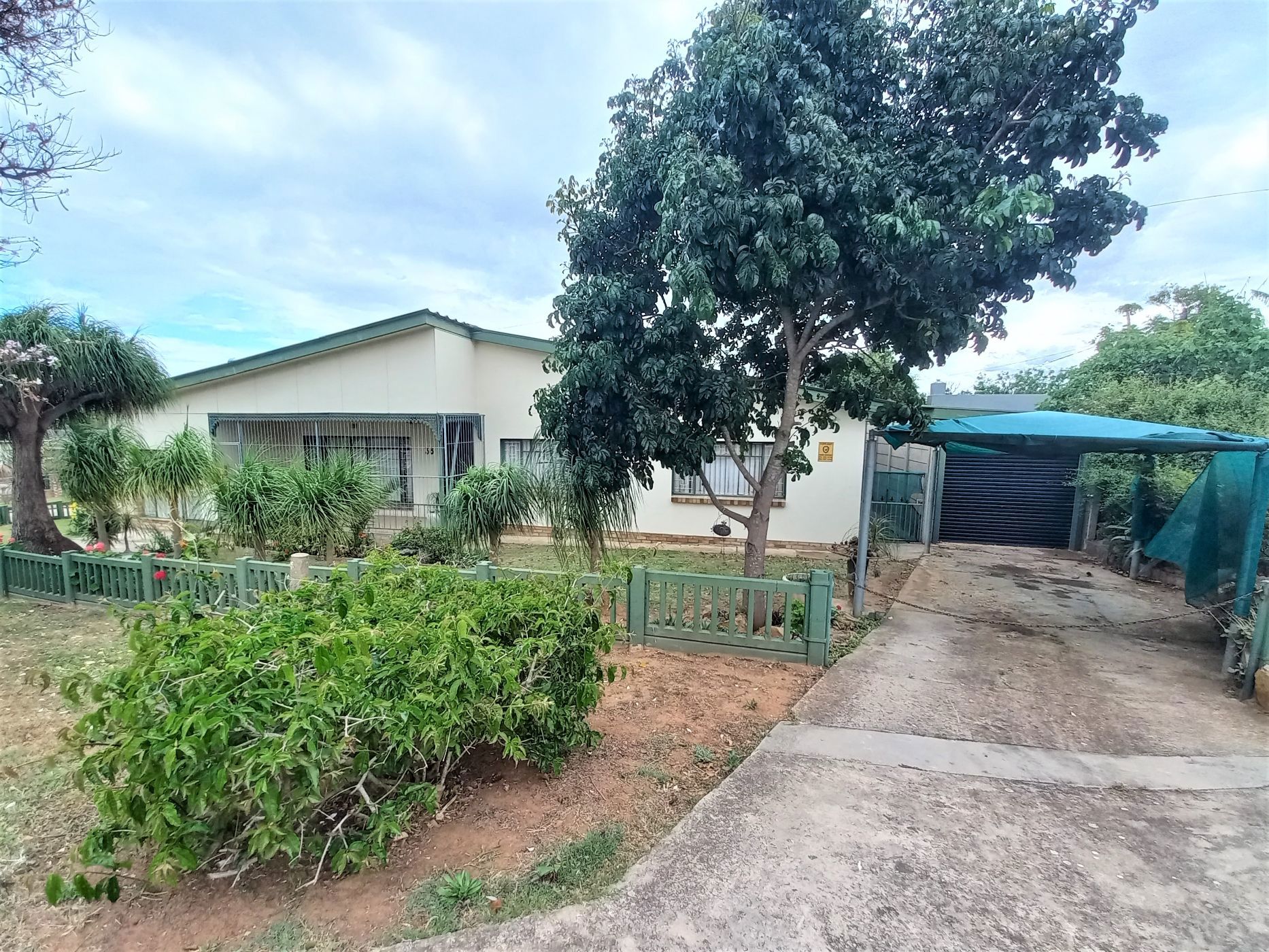 House sold in Van Riebeeck Hoogte - 1UK1694787