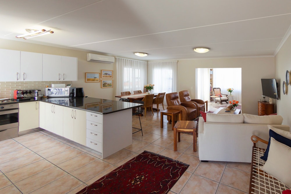 Townhouse sold in West Beach, Blouberg - 1TV1694367 Townhouse sold in West Beach, Blouberg - 1TV1694367