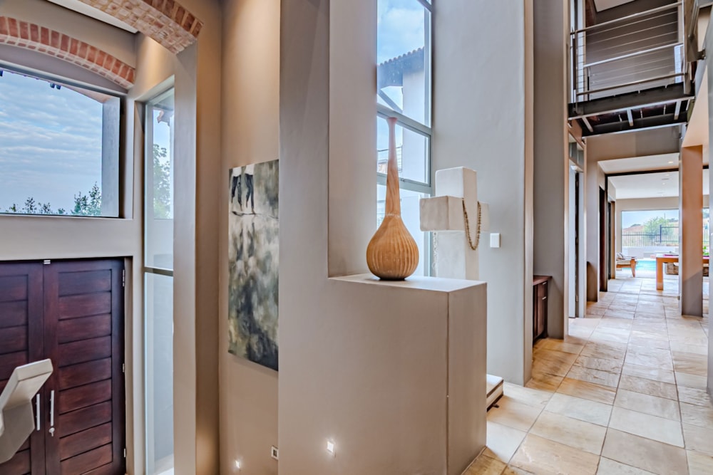 House sold in Country Lane Estate - CN1626317