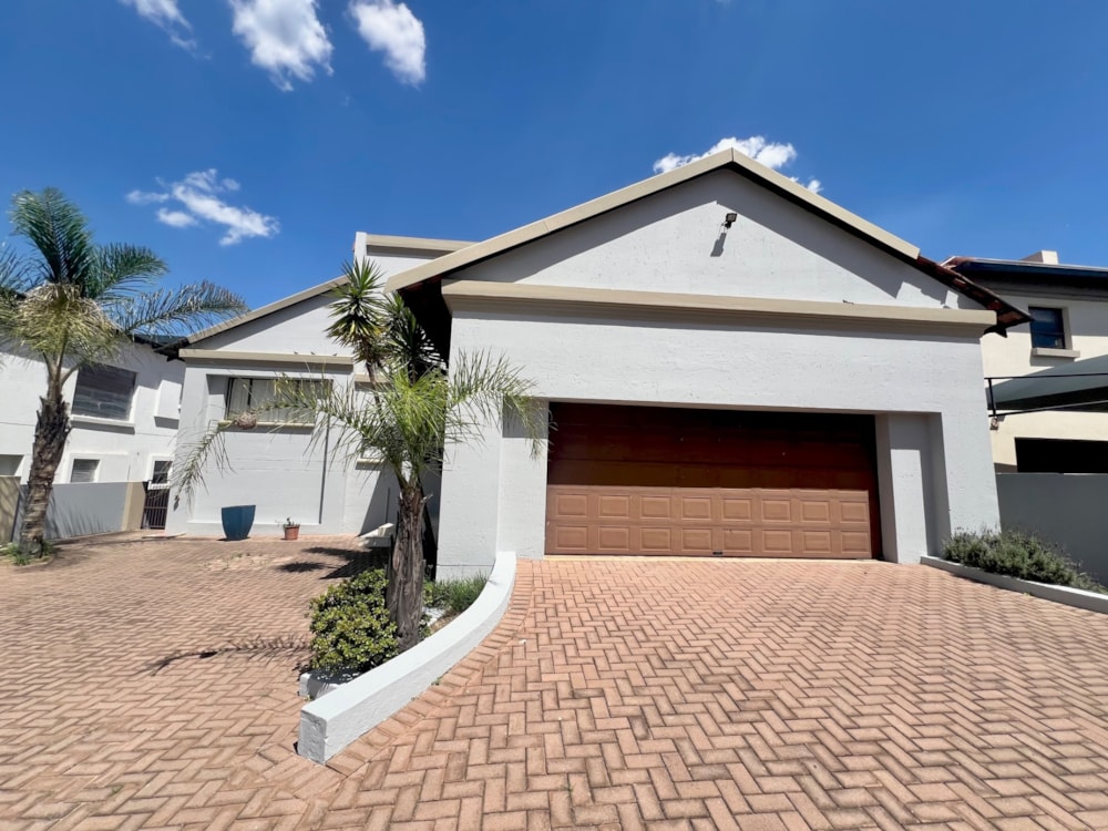 Security estate home for sale in Kungwini Country Estate - PRN1652507