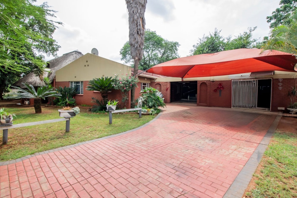 House for sale in Mooinooi - 1HR1695534