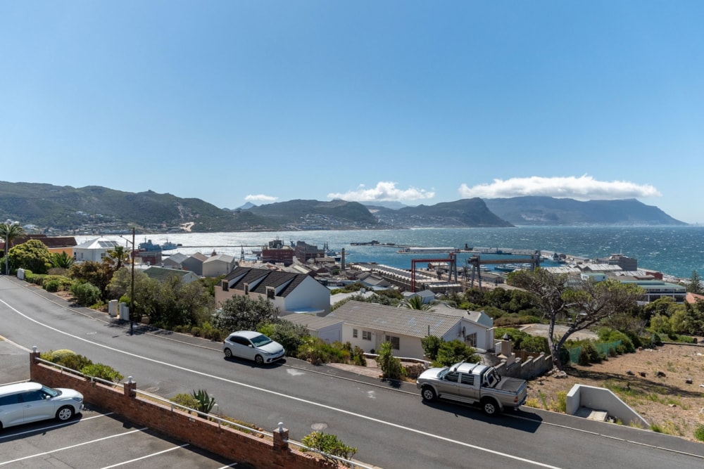 Apartment sold in Simons Town - SIM1692838 Apartment sold in Simons Town - SIM1692838
