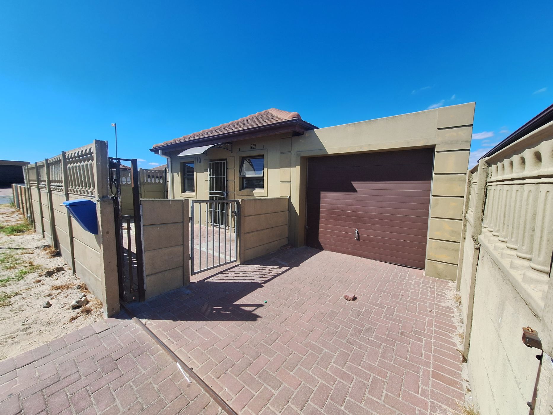 House for sale in Hillcrest Heights, Blue Downs - 1KV1699418