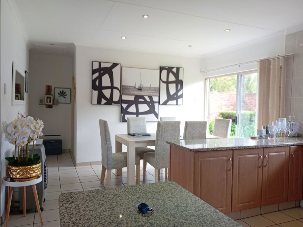 Apartment sold in Hutten Heights - 1NW1696024 Apartment sold in Hutten Heights - 1NW1696024