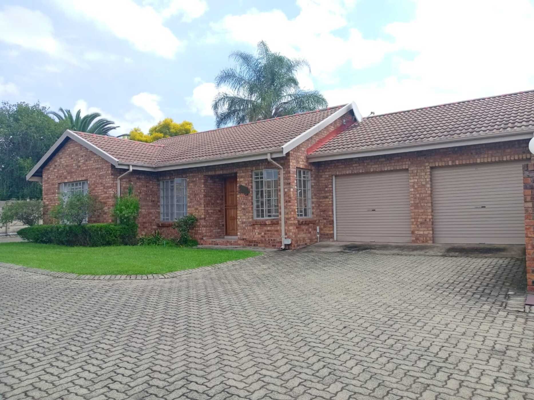 Apartment sold in Hutten Heights - 1NW1696024