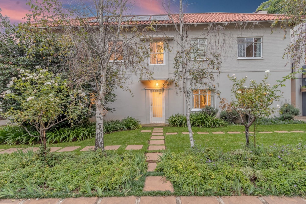 Double-storey house for sale in Oaklands, Johannesburg - HP1458177