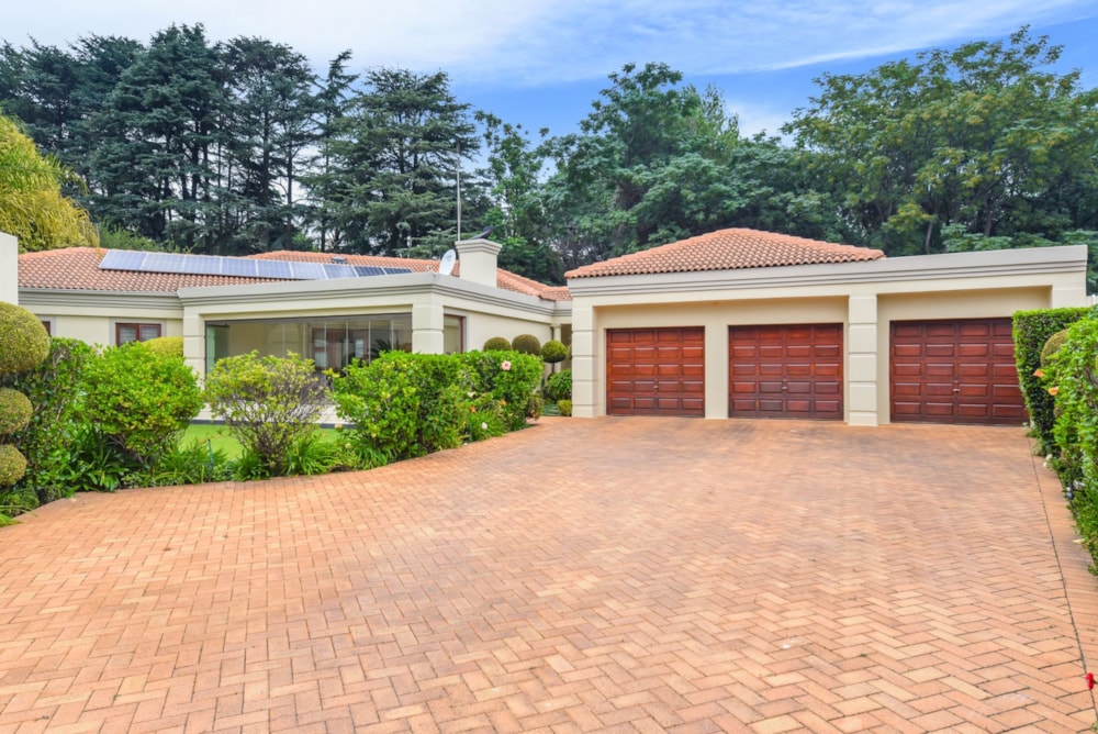 Cluster sold in Bryanston - HP1695432 Cluster sold in Bryanston - HP1695432