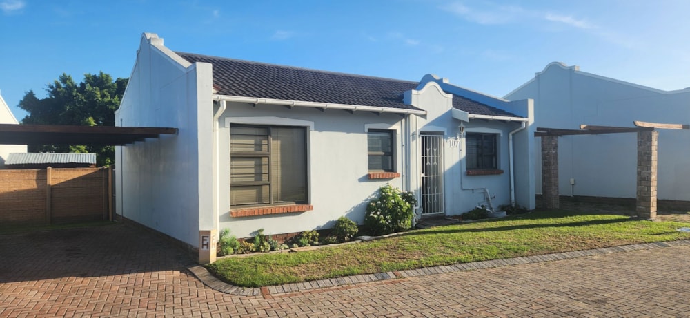 Townhouse sold in Kabega - 1PLZ1694619 Townhouse sold in Kabega - 1PLZ1694619