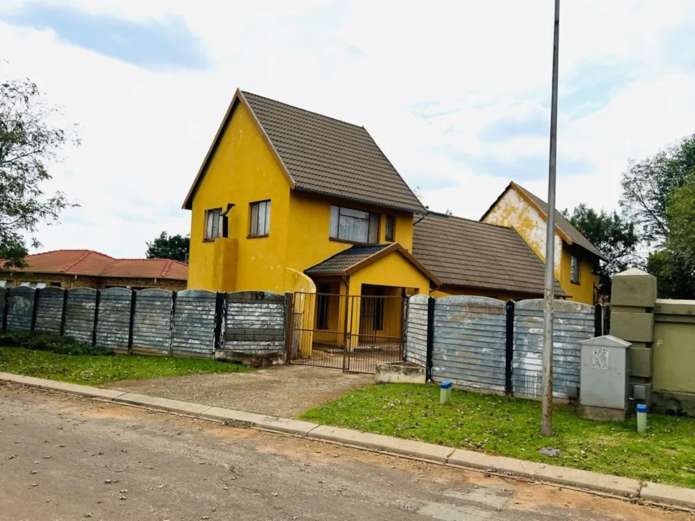 House sold in Crystal Park - EN1698130 House sold in Crystal Park - EN1698130