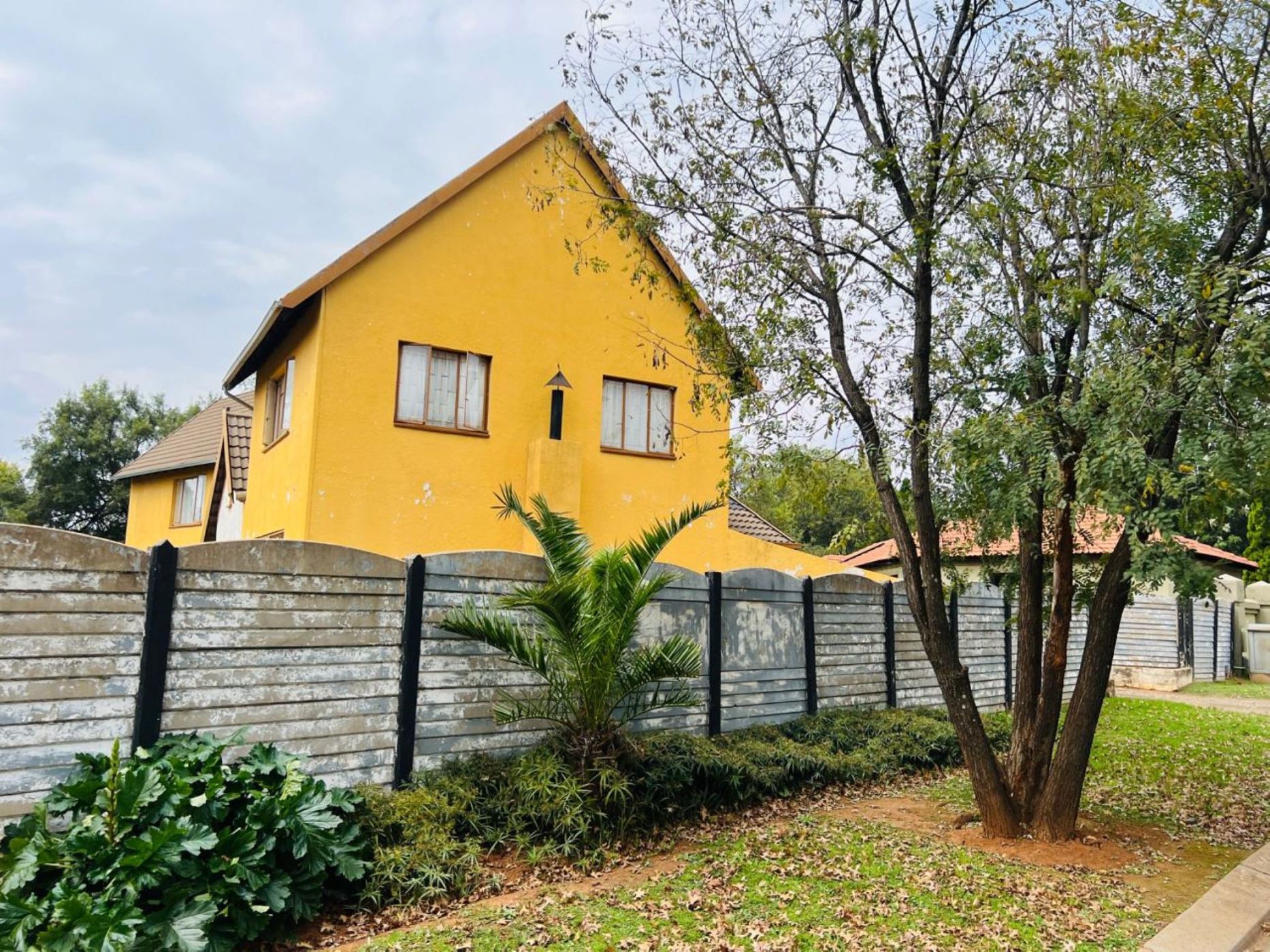 House for sale in Crystal Park - EN1698130